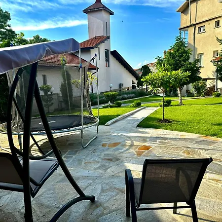 Guestrooms Stoyanovi 3*