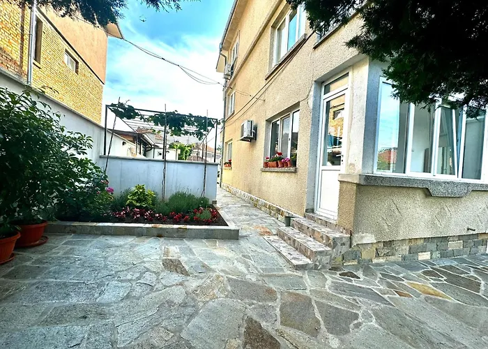 Guestrooms Stoyanovi Casa de hóspedes 3*