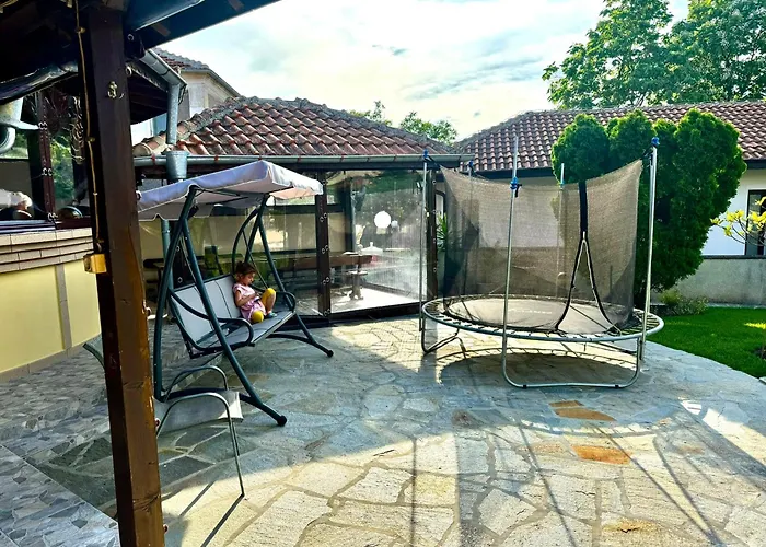 Guestrooms Stoyanovi 3* Chernomorets