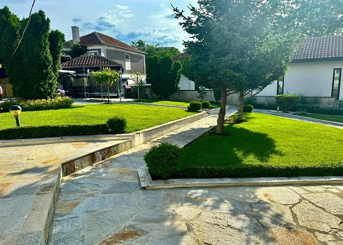 Guestrooms Stoyanovi Casa de hóspedes Chernomorets