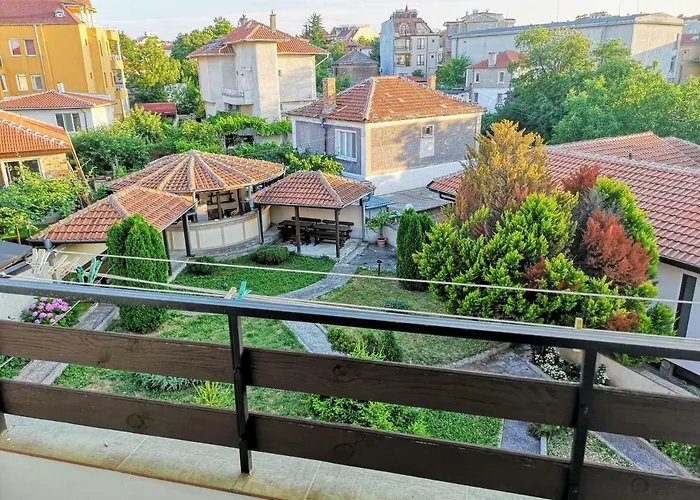 Casa de hóspedes Guestrooms Stoyanovi Chernomorets