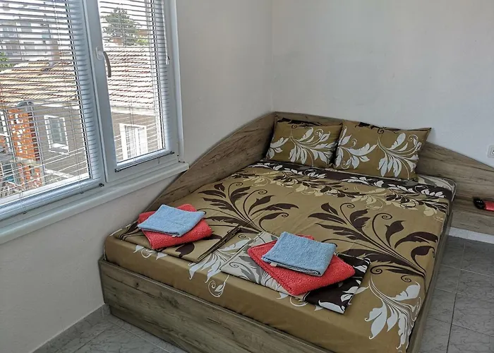 Guestrooms Stoyanovi 3* Chernomorets