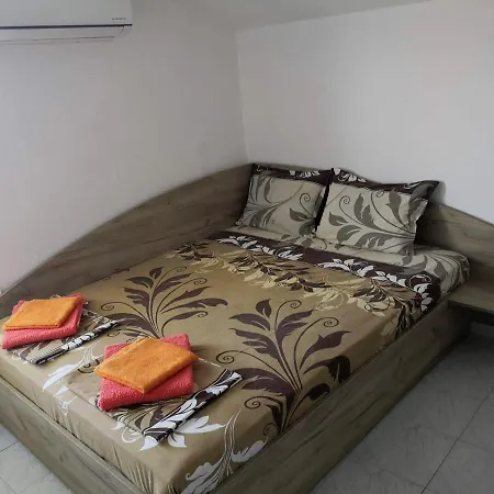 Guestrooms Stoyanovi 3* Chernomorets